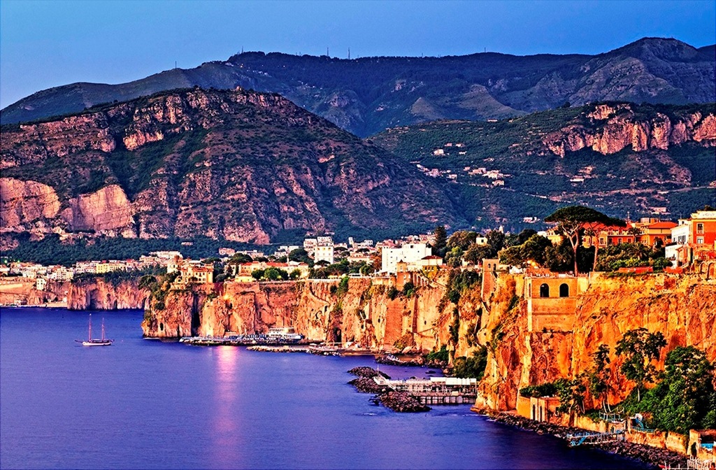 CRUCEROS SORRENTO COSTA DE AMALFI CRUCEROS ITALIA CRUCEROS AMALFI COAST CRUISES SALERNO NAPOLI CROCIERE CREUERS COSTA AMALFITANA CRUCEROS CRUCEROS DE LUJO ITALIA CRUCEROS POR ITALIA